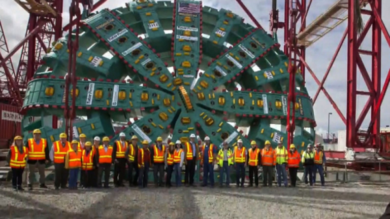 This is World's Largest Tunnel Boring Machine with over 40 meters high ...