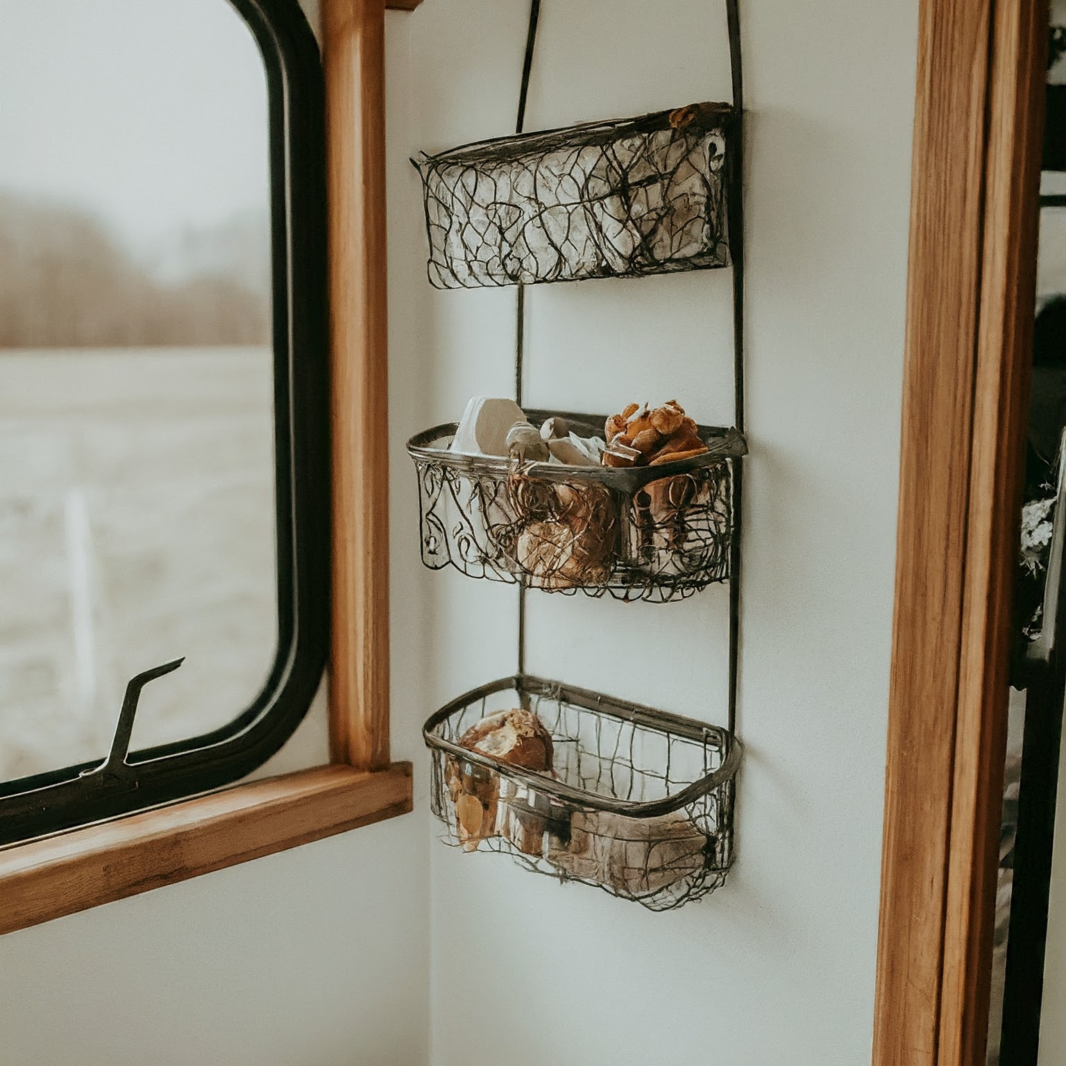 30 Stylish Camper Decor Ideas From RV Pros That Will Transform Your RV ...